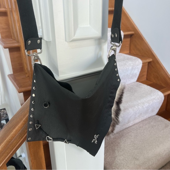 Rocker genuine leather fur purse crossbody bag custom artist design rivets studs - Picture 8 of 8